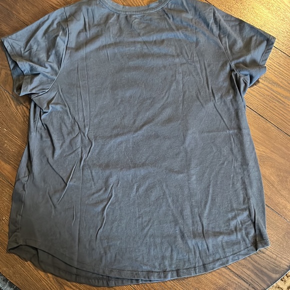 Old Navy Halloween Disney shirt XXL - Picture 4 of 4